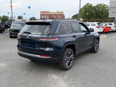 2027 Jeep Grand Cherokee GRAND CHEROKEE LIMITED 4X4