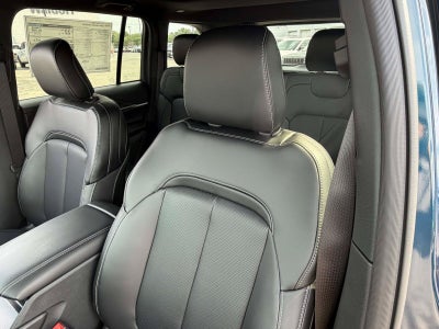 2027 Jeep Grand Cherokee GRAND CHEROKEE LIMITED 4X4