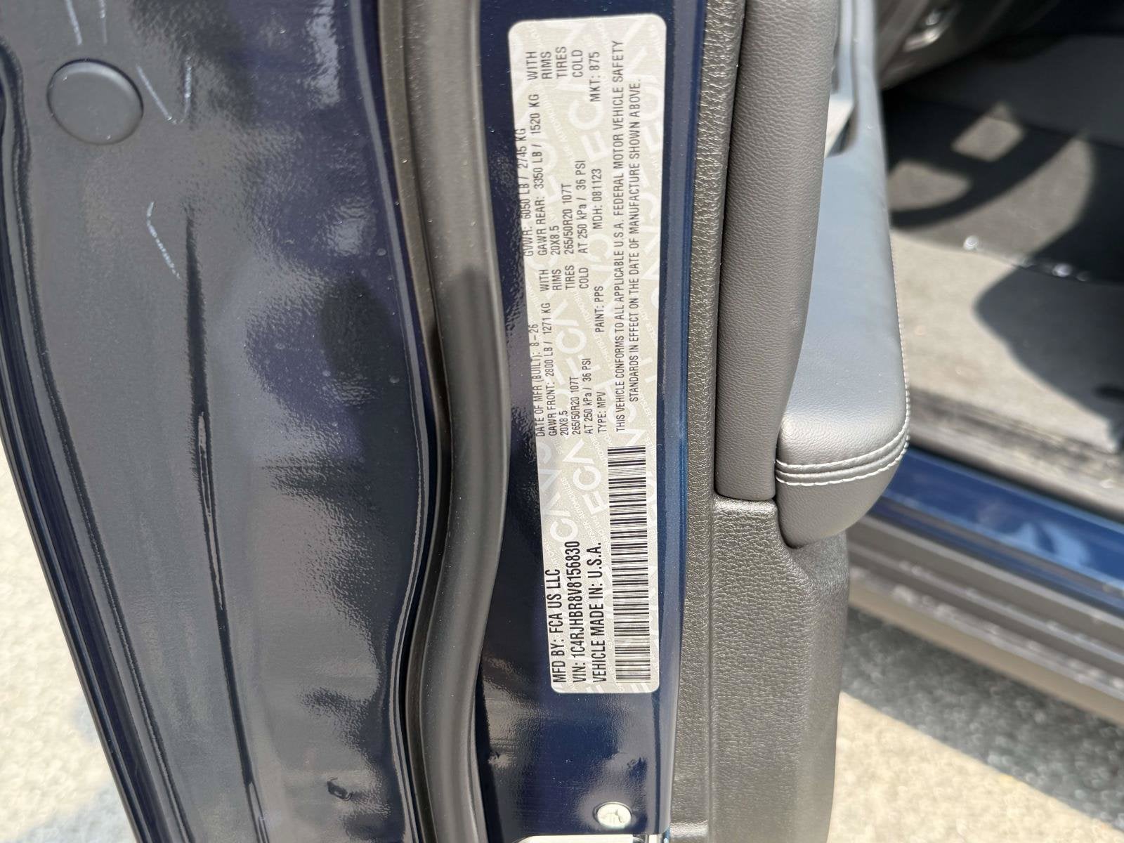 2027 Jeep Grand Cherokee GRAND CHEROKEE LIMITED 4X4
