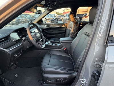 2027 Jeep Grand Cherokee GRAND CHEROKEE LIMITED 4X4