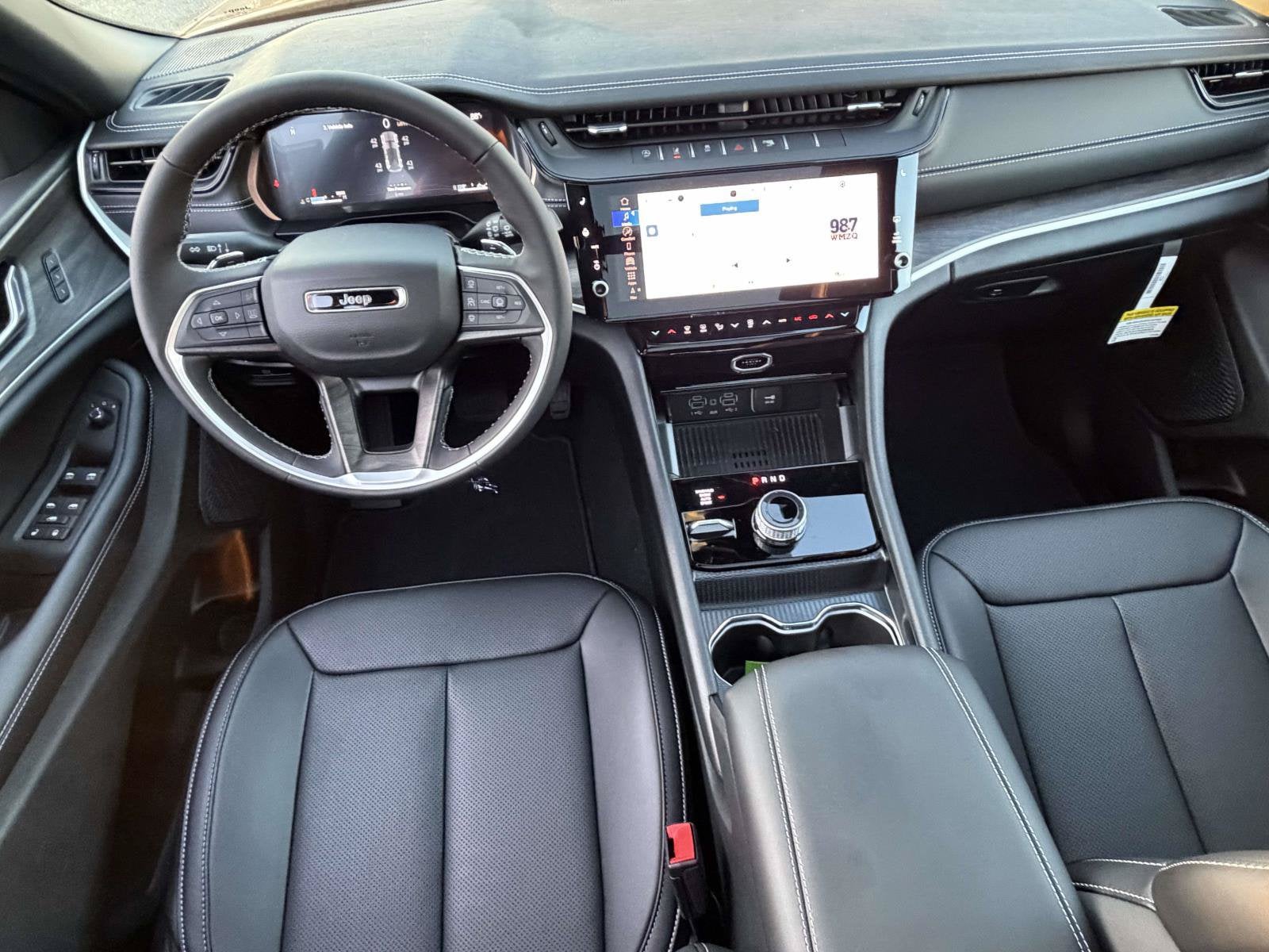 2027 Jeep Grand Cherokee GRAND CHEROKEE LIMITED 4X4