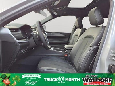 2025 Jeep Grand Cherokee GRAND CHEROKEE L ALTITUDE X 4X4