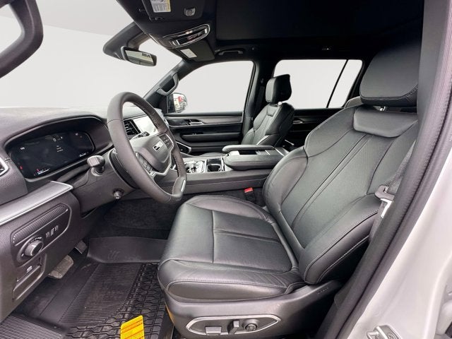 2026 Jeep Grand Wagoneer GRAND WAGONEER UPLAND 4X4