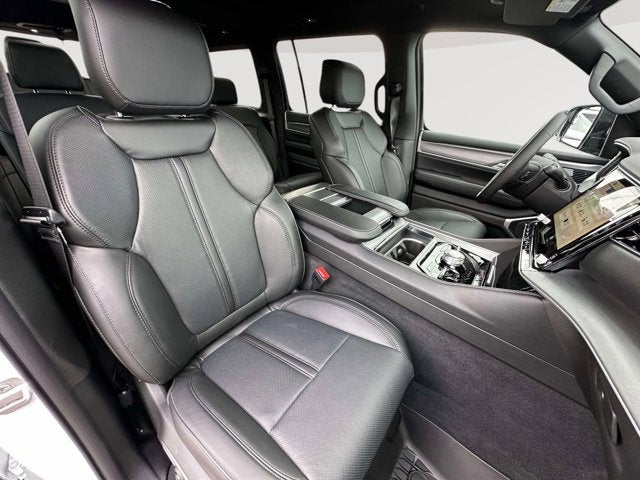 2026 Jeep Grand Wagoneer GRAND WAGONEER UPLAND 4X4