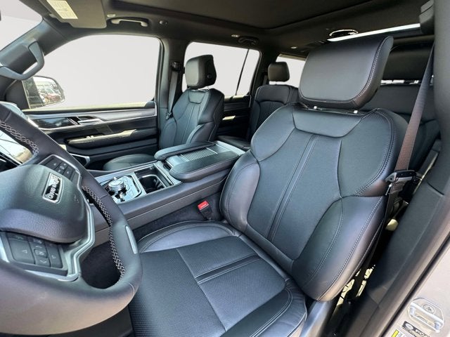 2026 Jeep Grand Wagoneer GRAND WAGONEER UPLAND 4X4