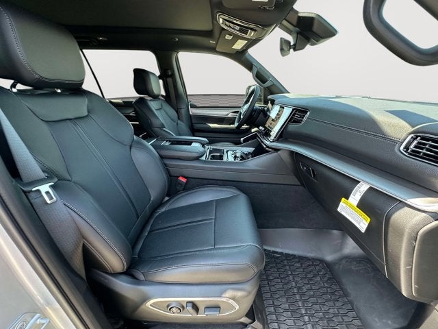 2026 Jeep Grand Wagoneer GRAND WAGONEER UPLAND 4X4