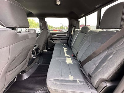 2023 RAM 1500 Big Horn Crew Cab 4x4 5'7' Box