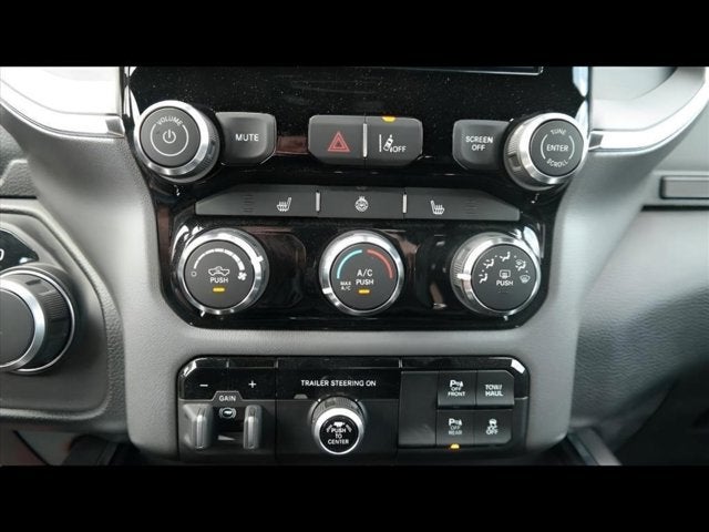 2025 RAM Ram 1500 RAM 1500 BIG HORN CREW CAB 4X4 5'7' BOX