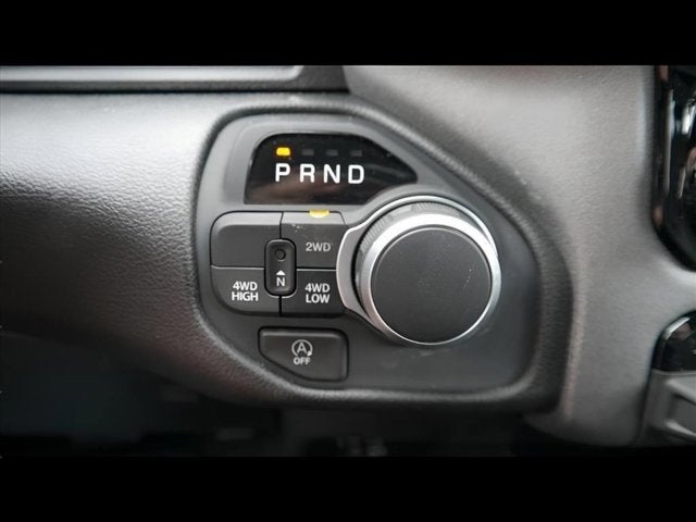 2025 RAM Ram 1500 RAM 1500 TRADESMAN CREW CAB 4X4 5'7' BOX