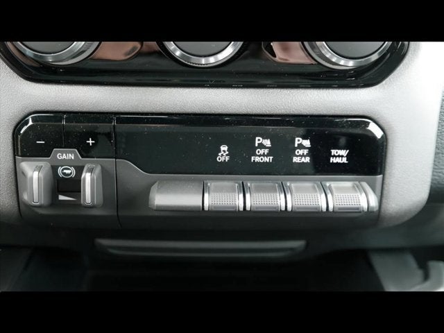 2025 RAM Ram 1500 RAM 1500 TRADESMAN CREW CAB 4X4 5'7' BOX