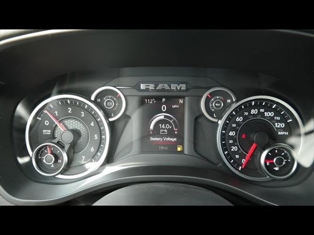 2025 RAM Ram 1500 RAM 1500 TRADESMAN CREW CAB 4X4 5'7' BOX