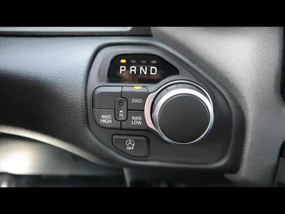 2025 RAM Ram 1500 RAM 1500 TRADESMAN CREW CAB 4X4 5'7' BOX