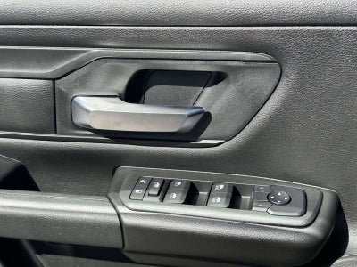 2027 RAM Ram 1500 RAM 1500 EXPRESS CREW CAB 4X4 5'7' BOX