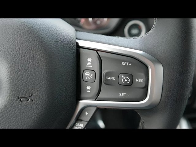 2025 RAM Ram 1500 RAM 1500 BIG HORN QUAD CAB 4X4 6'4' BOX