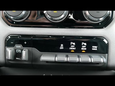 2025 RAM Ram 1500 RAM 1500 BIG HORN QUAD CAB 4X4 6'4' BOX