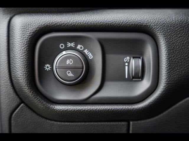 2025 RAM Ram 1500 RAM 1500 BIG HORN QUAD CAB 4X4 6'4' BOX