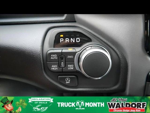 2025 RAM Ram 1500 RAM 1500 BIG HORN QUAD CAB 4X4 6'4' BOX