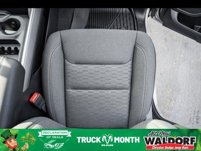 2025 RAM Ram 1500 RAM 1500 BIG HORN QUAD CAB 4X4 6'4' BOX