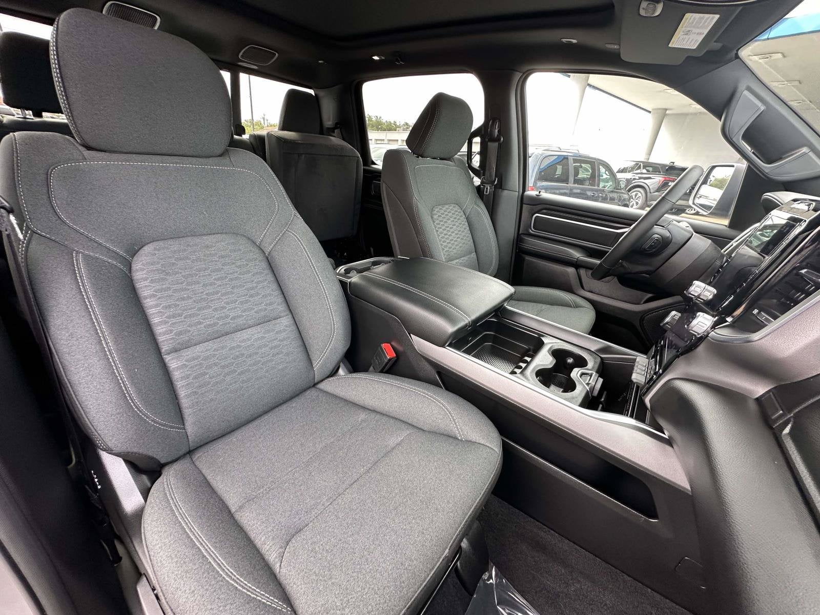 2025 RAM 1500 Big Horn Crew Cab 4x4 5'7' Box