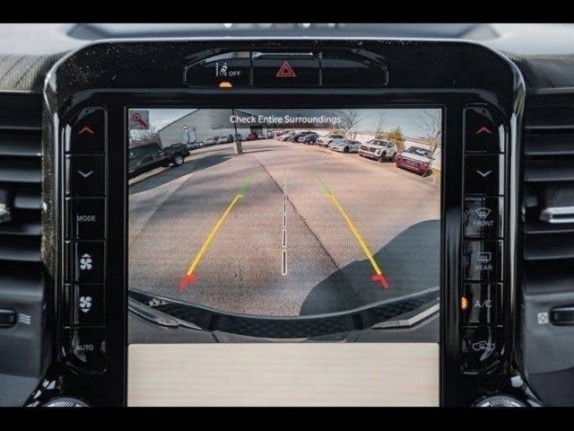 2025 RAM Ram 1500 RAM 1500 BIG HORN CREW CAB 4X4 5'7' BOX