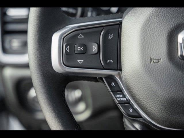 2025 RAM Ram 1500 RAM 1500 BIG HORN CREW CAB 4X4 5'7' BOX