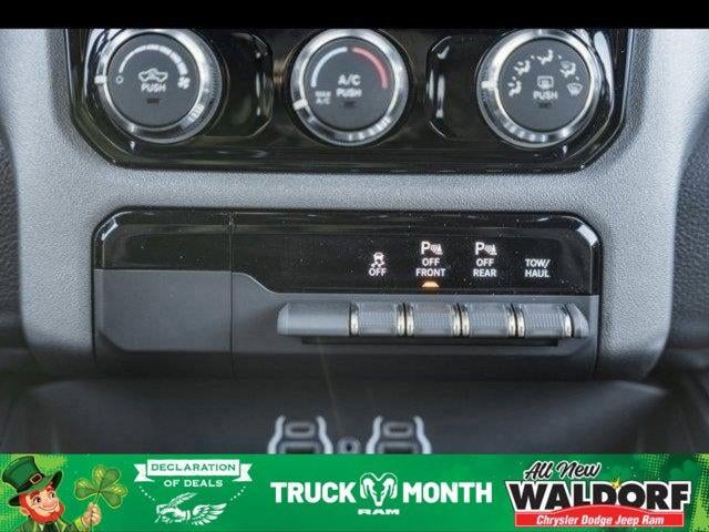 2025 RAM Ram 1500 RAM 1500 BIG HORN CREW CAB 4X4 5'7' BOX