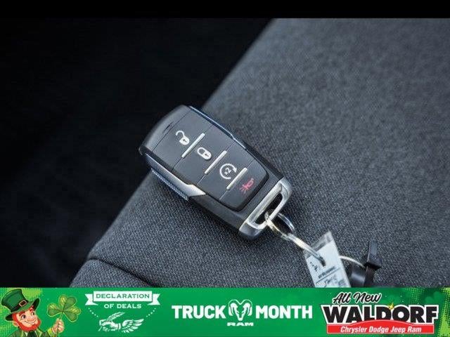 2025 RAM Ram 1500 RAM 1500 BIG HORN CREW CAB 4X4 5'7' BOX