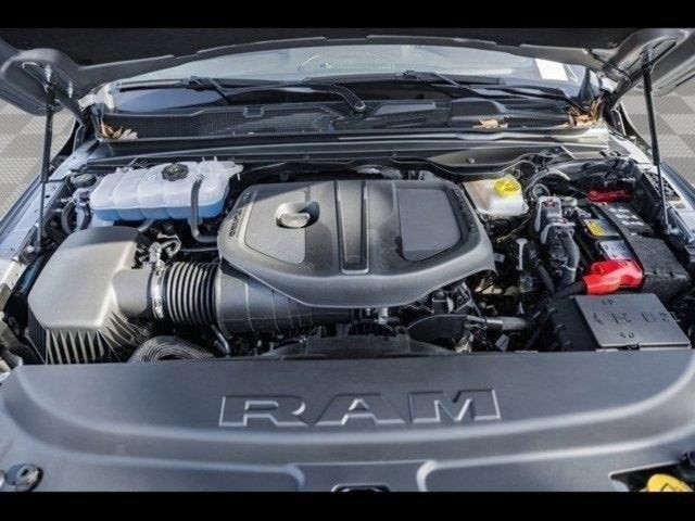 2025 RAM Ram 1500 RAM 1500 BIG HORN CREW CAB 4X4 5'7' BOX