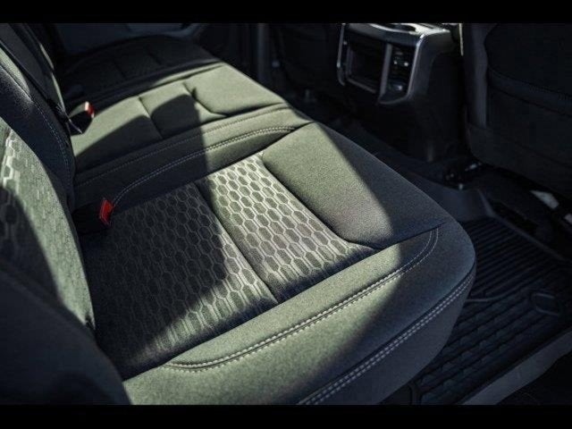 2025 RAM Ram 1500 RAM 1500 BIG HORN CREW CAB 4X4 5'7' BOX