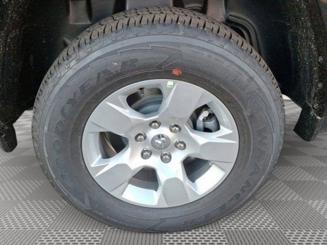 2025 RAM Ram 1500 RAM 1500 BIG HORN CREW CAB 4X4 5'7' BOX