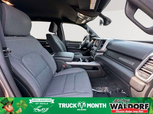 2022 RAM 1500 Big Horn Crew Cab 4x4 5'7' Box