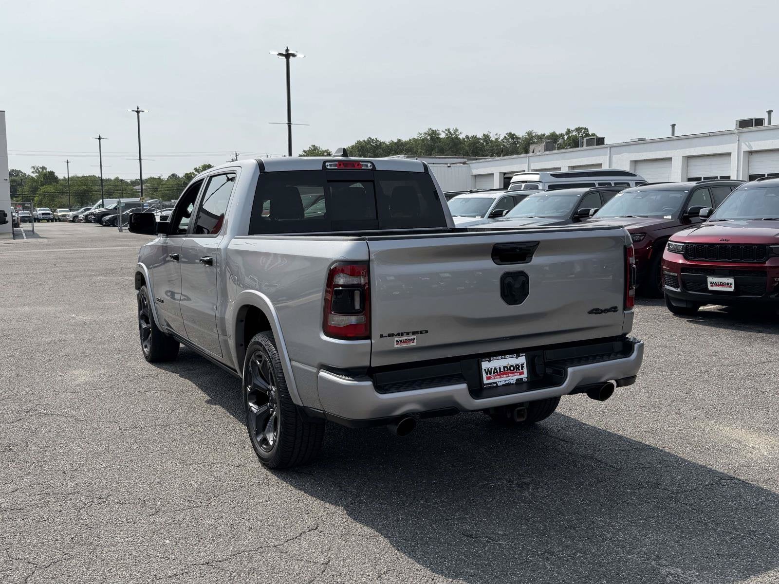 2023 RAM 1500 Limited Crew Cab 4x4 5'7' Box