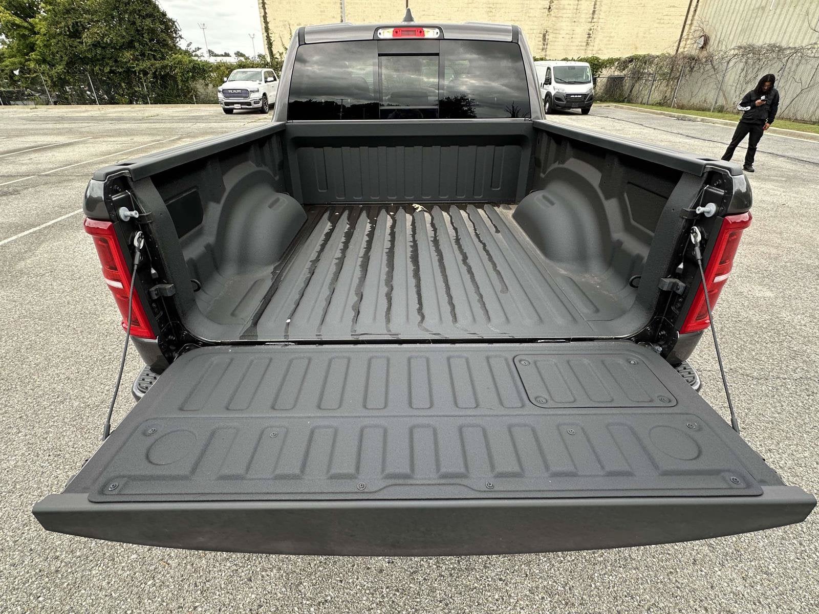2026 RAM Ram 1500 RAM 1500 LIMITED CREW CAB 4X4 5'7' BOX