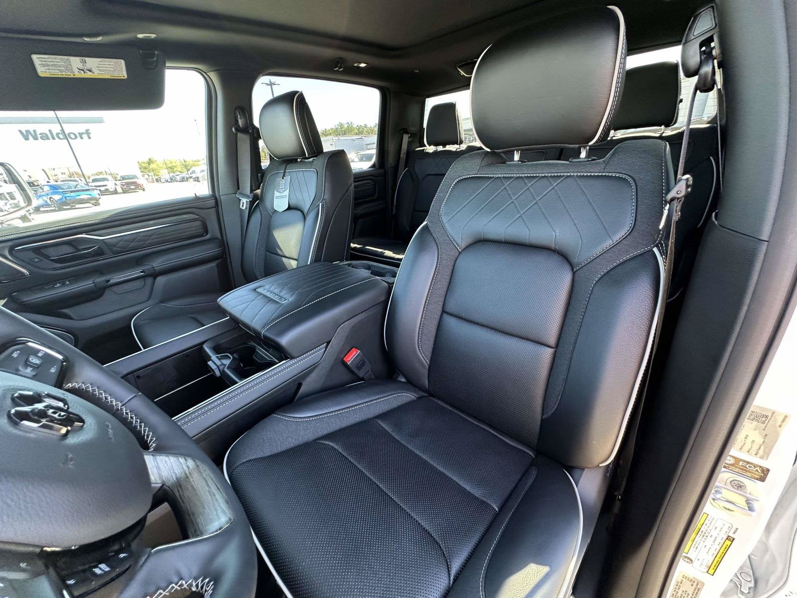2026 RAM Ram 1500 RAM 1500 LIMITED CREW CAB 4X4 5'7' BOX