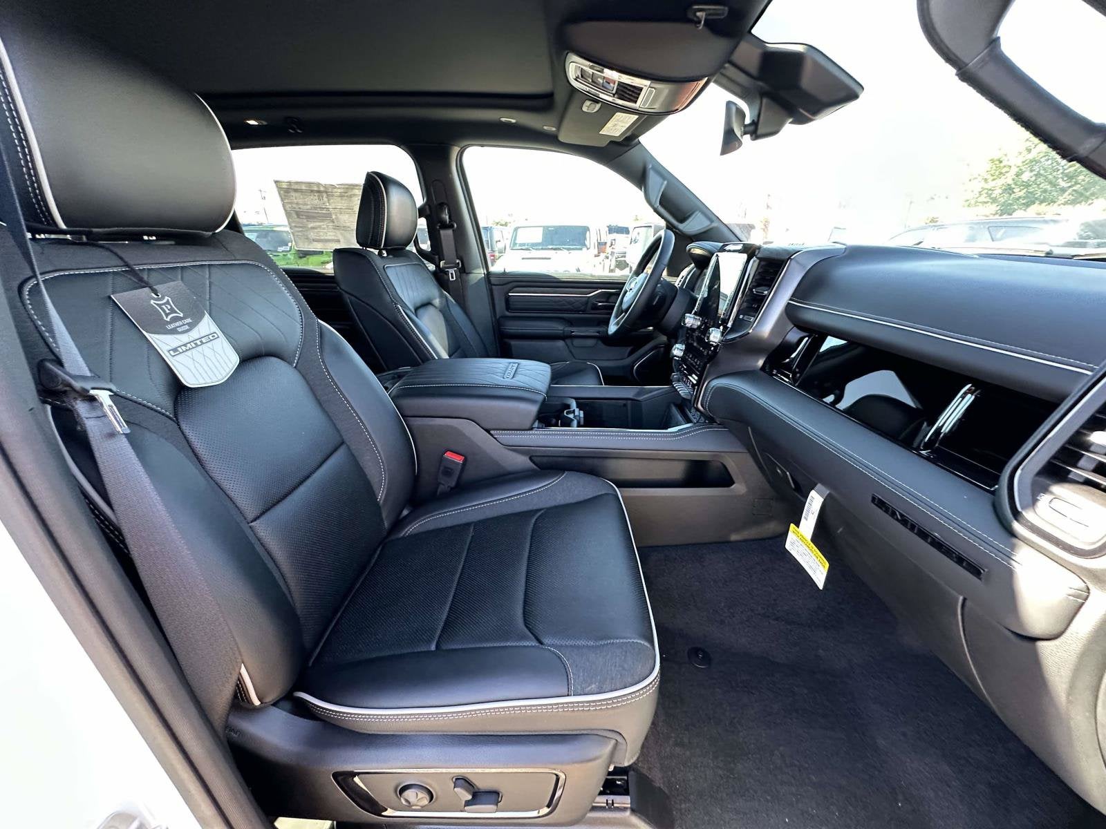 2026 RAM Ram 1500 RAM 1500 LIMITED CREW CAB 4X4 5'7' BOX