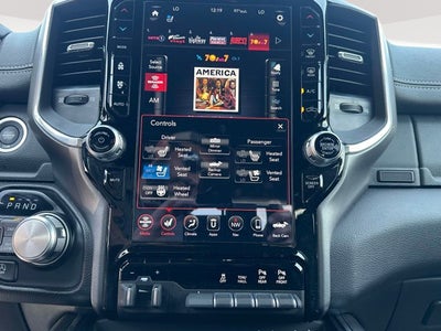 2021 RAM 1500 Laramie Crew Cab 4x4 5'7' Box