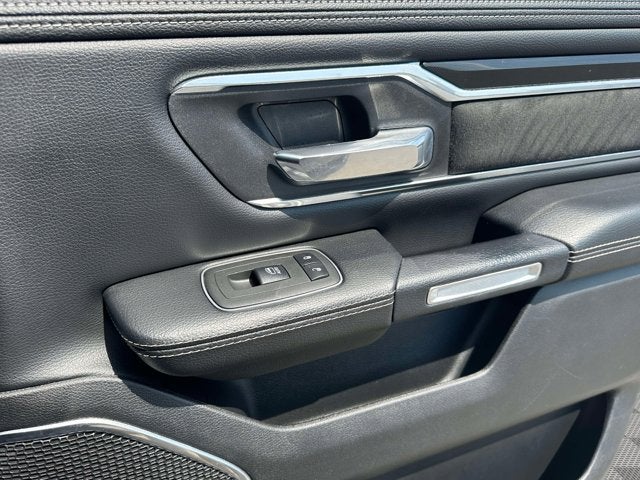 2021 RAM 1500 Laramie Crew Cab 4x4 5'7' Box