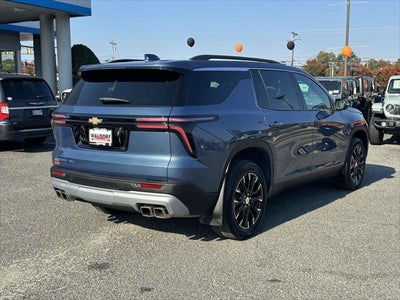 2025 Chevrolet Traverse AWD LT