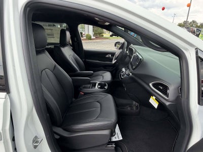 2027 Chrysler Pacifica PACIFICA LX
