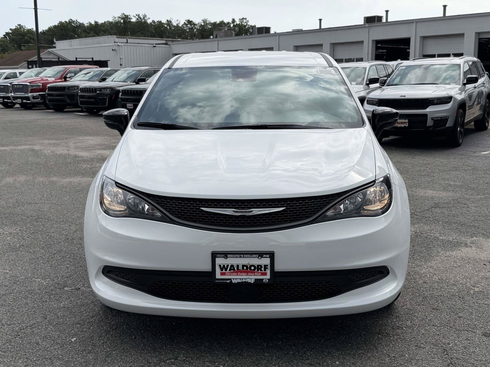 2027 Chrysler Pacifica PACIFICA LX