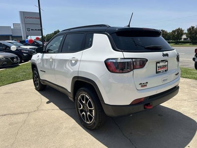 2025 Jeep Compass Trailhawk 4x4