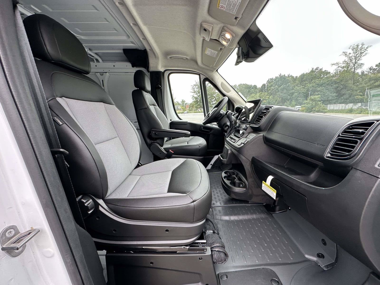 2025 RAM Ram ProMaster RAM PROMASTER 1500 TRADESMAN CARGO VAN LOW ROOF 118' WB