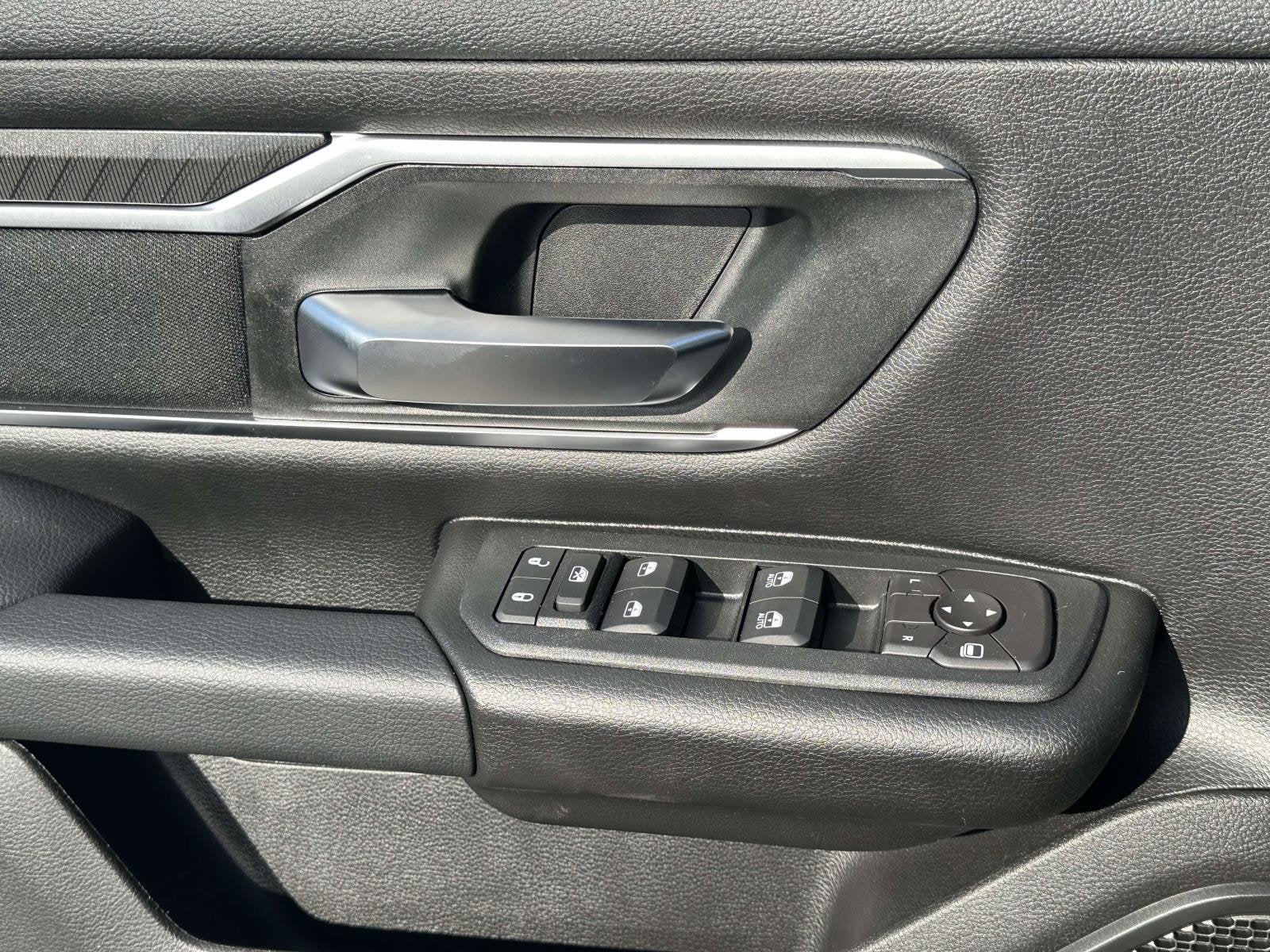 2027 RAM Ram 1500 RAM 1500 BIG HORN CREW CAB 4X4 5'7' BOX