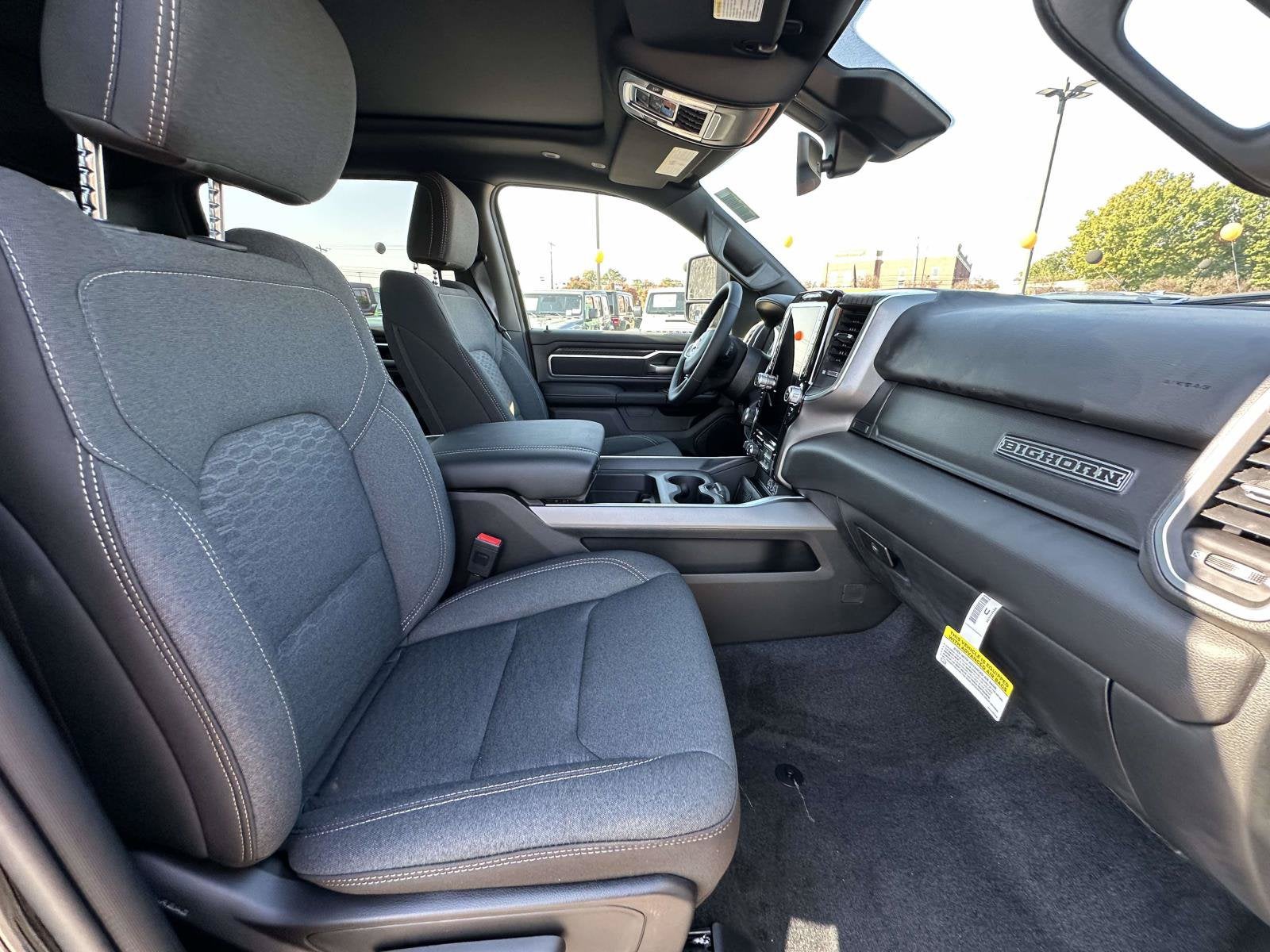 2027 RAM Ram 1500 RAM 1500 BIG HORN CREW CAB 4X4 5'7' BOX
