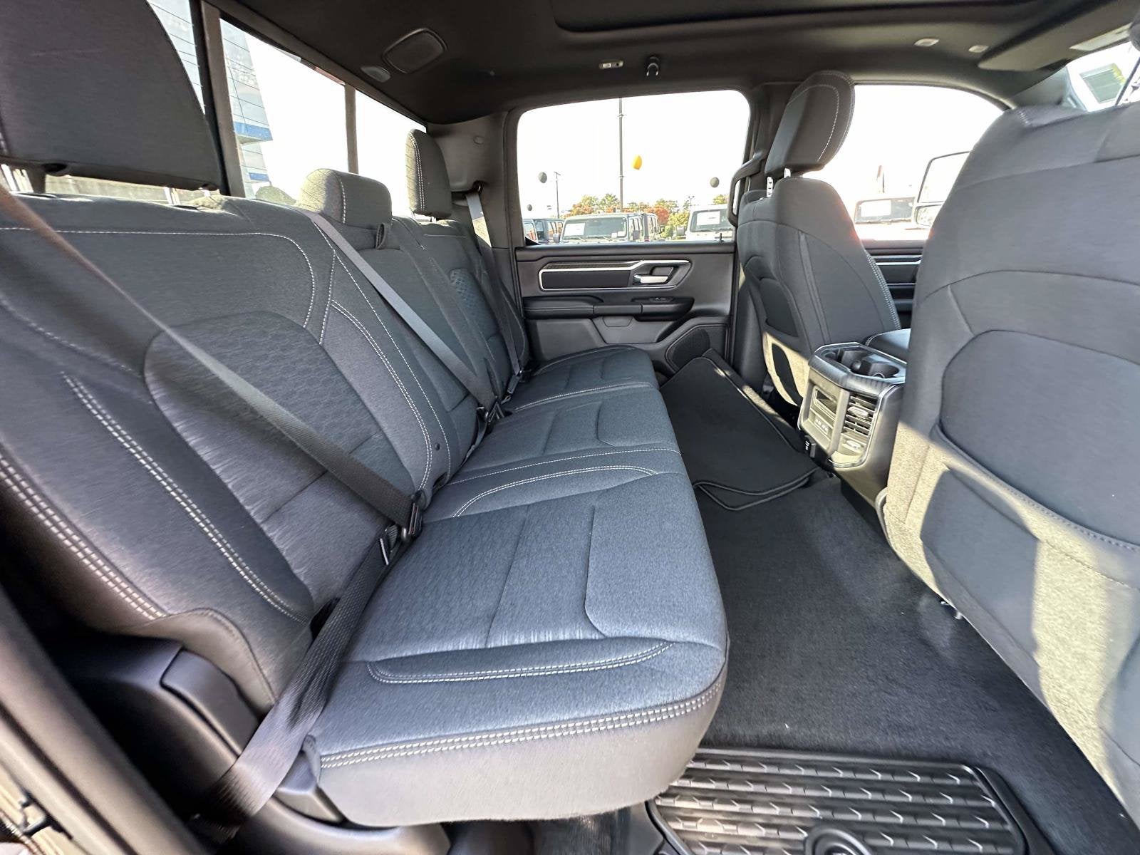 2027 RAM Ram 1500 RAM 1500 BIG HORN CREW CAB 4X4 5'7' BOX