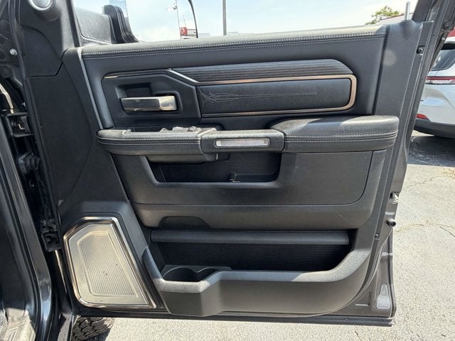2019 RAM 2500 Limited Crew Cab 4x4 6'4' Box