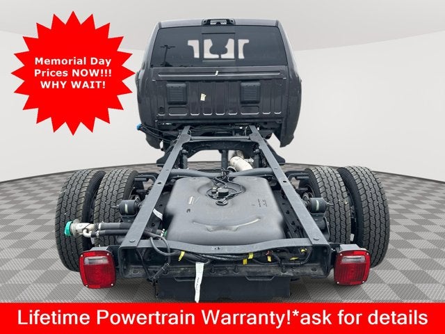 2026 RAM Ram 5500 Chassis Cab RAM 5500 TRADESMAN CHASSIS CREW CAB 4X4 60' CA