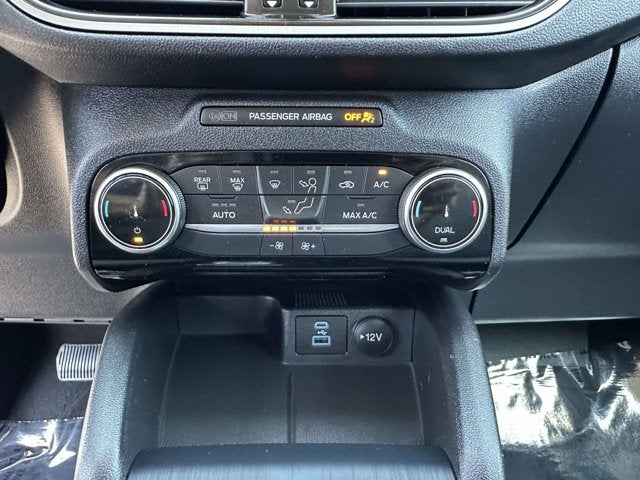 2022 Ford Escape SE Hybrid