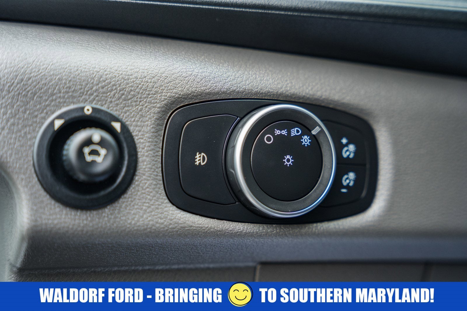 2023 Ford Transit Cargo Van 250