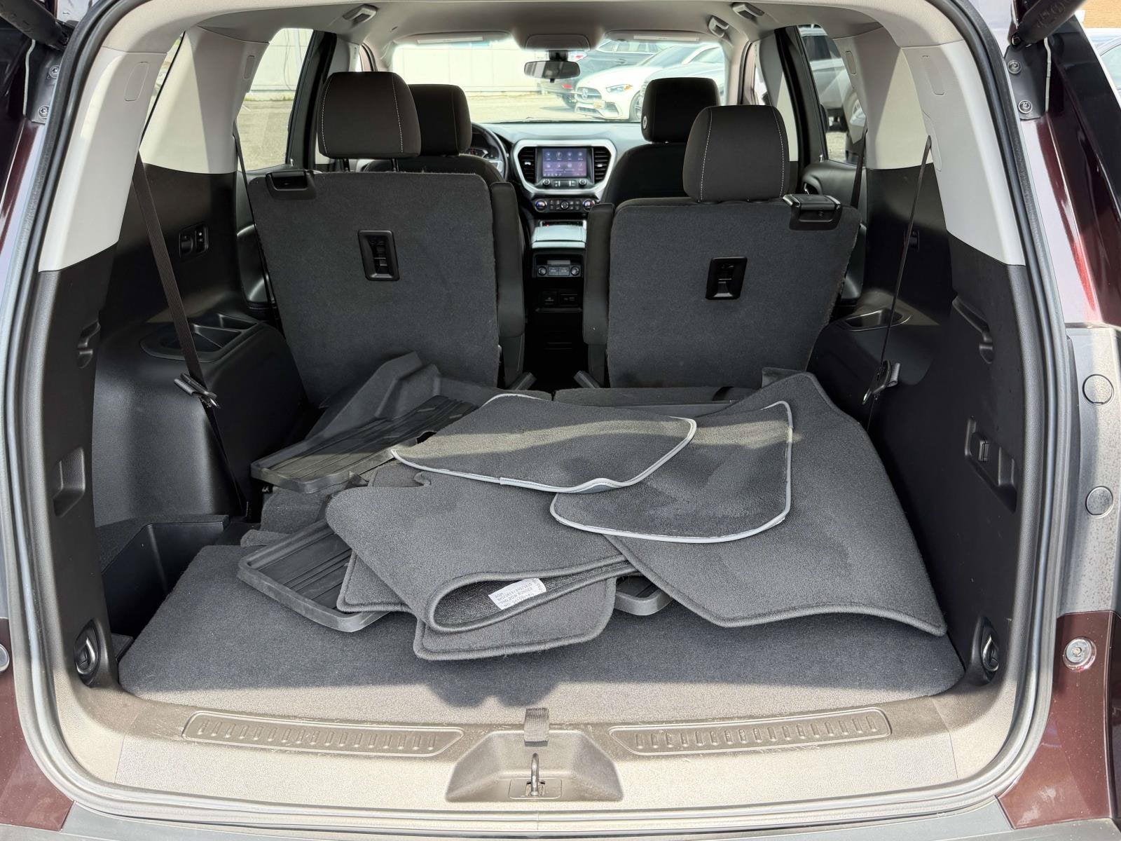 2020 GMC Acadia SLE
